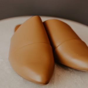 BNWOB Butterscotch/Camel Mule Ballerinas Flats